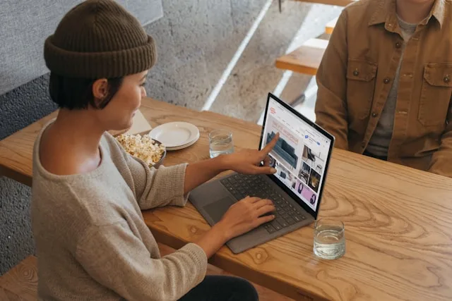 Online Business With AI